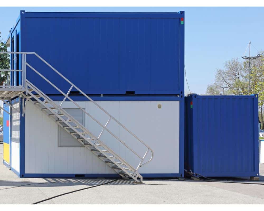 Read more about the article Kompozitli Güvenlik Kabinlerin Avantajları ve Kullanım Alanları